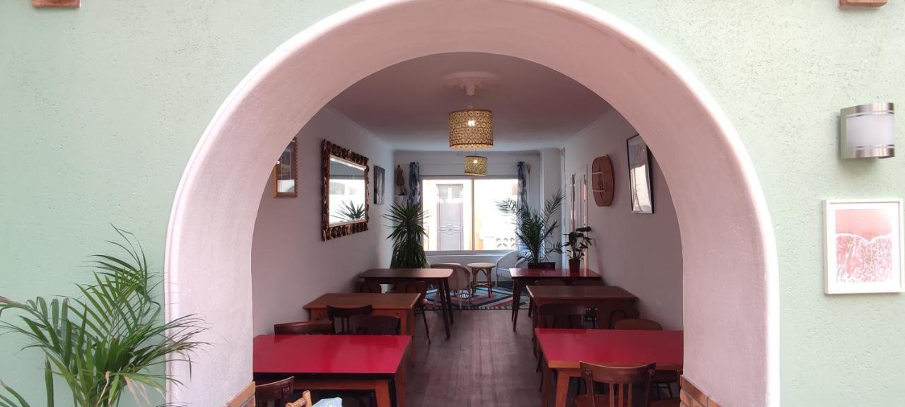 Hotel & Cantine De La Plage Les Sables-dʼOlonne Kültér fotó